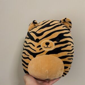 Tiger squishmallow